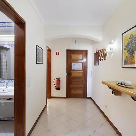 Apartamento 2 Bela Vista * Αλμπουφέιρα