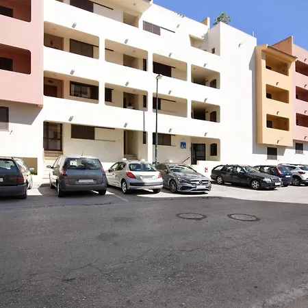 Apartamento 2 Bela Vista * Αλμπουφέιρα